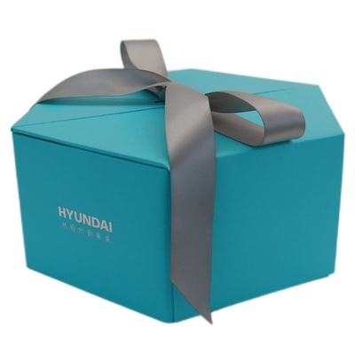 Kundenspezifische Luxusgeschenkpapier-Geschenkbox mit Band-Matt Laminations-UVbeschichtung
